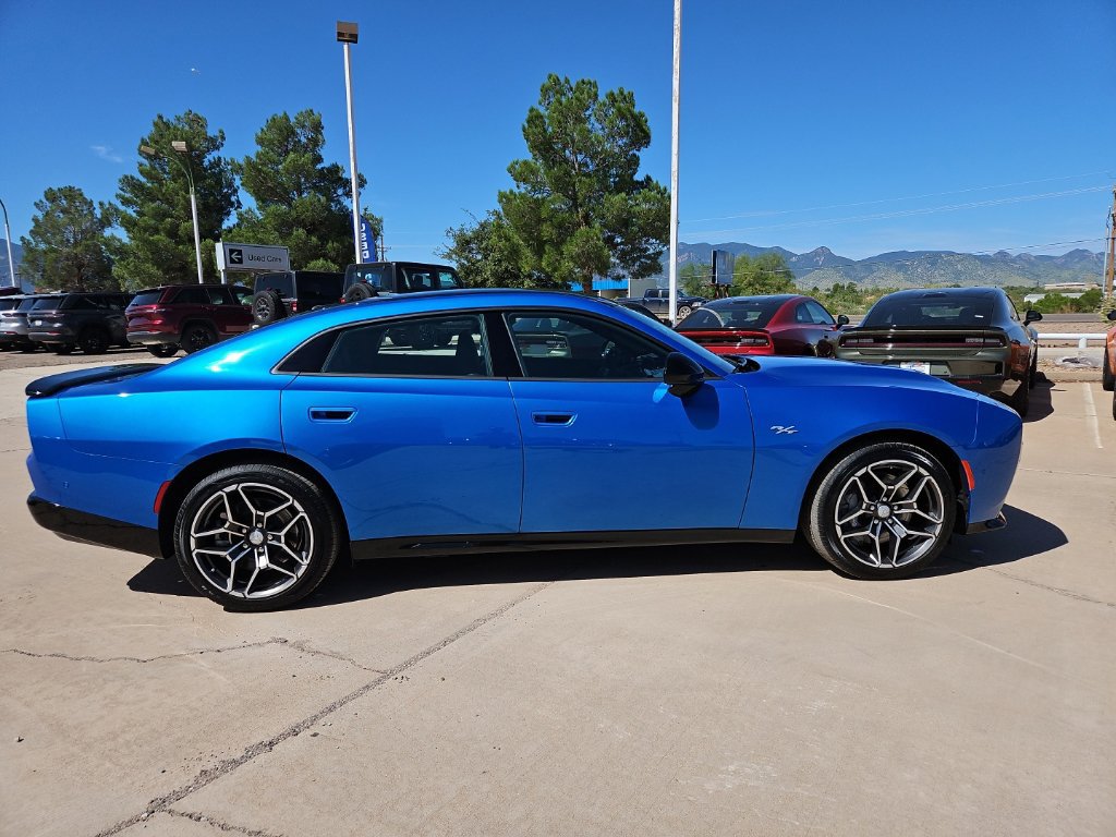 New 2026 Dodge Charger R/T w/ Performance Handling Group AWD/4WD image 4