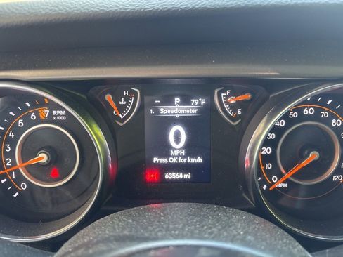 Used 2021 Jeep Wrangler Unlimited Sport image 14