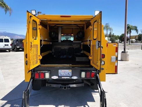 Used 2018 Chevrolet Silverado 3500 W/T image 28