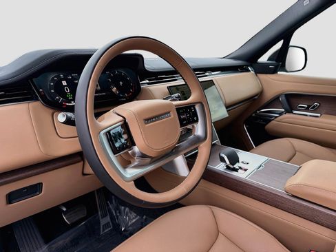 New 2026 Land Rover Range Rover Long Wheelbase SE AWD/4WD image 27