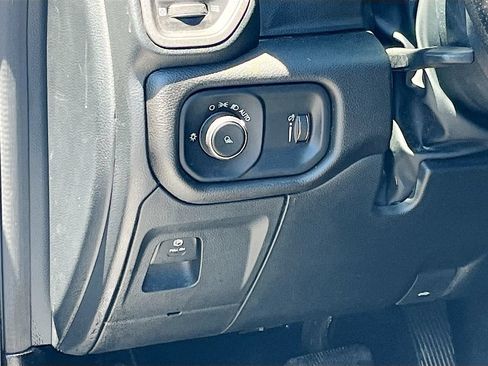 Used 2025 RAM 1500 Tradesman AWD/4WD image 10