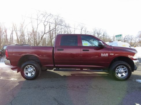 Used 2018 RAM 2500 Tradesman w/ Chrome Appearance Group image 4
