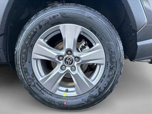 Used 2025 Toyota RAV4 XLE w/ Convenience Package AWD/4WD image 9
