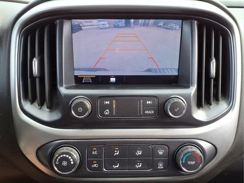 Used 2019 Chevrolet Colorado LT w/ LT Convenience Package AWD/4WD image 19