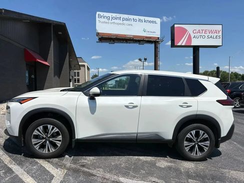 Used 2023 Nissan Rogue SV AWD/4WD image 2