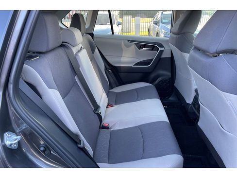 Used 2024 Toyota RAV4 XLE image 18