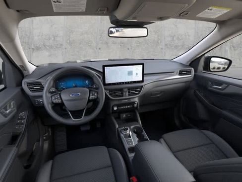 New 2025 Ford Escape SE image 9