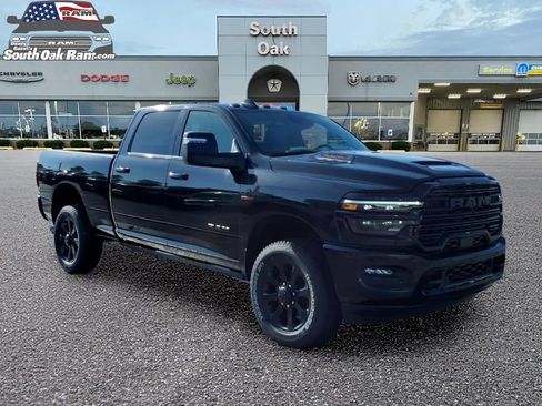 New 2026 RAM 2500 Laramie AWD/4WD image 1