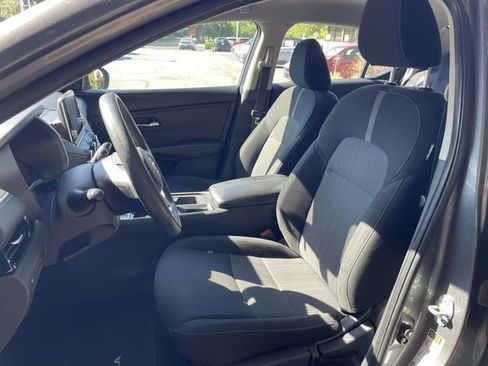 Used 2023 Nissan Sentra SV FWD image 17