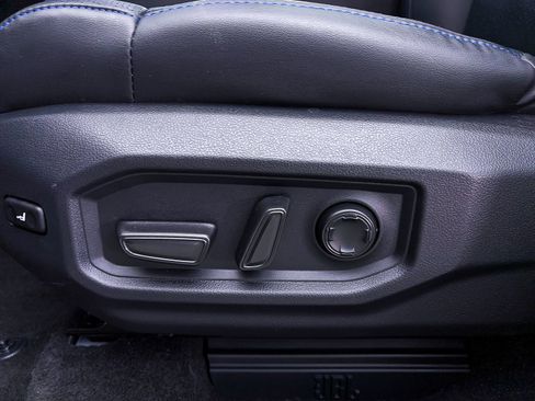 Used 2023 Toyota Tundra Platinum AWD/4WD image 20