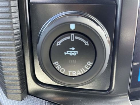 New 2025 Ford F150 Lariat w/ Equipment Group 502A High image 24