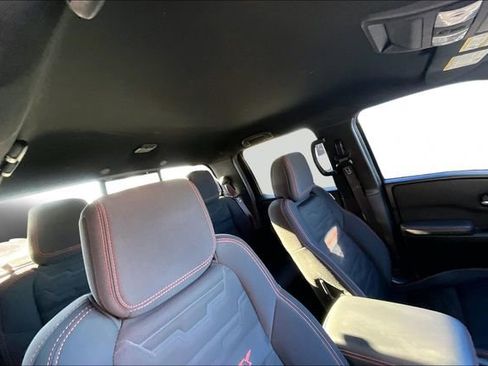 Used 2023 Nissan Frontier PRO-4X w/ Pro Convenience Package image 19