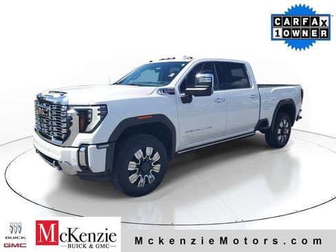 Used 2024 GMC Sierra 2500 Denali w/ Denali Reserve Package AWD/4WD image 2