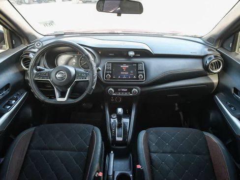 Used 2020 Nissan Kicks SR FWD image 15