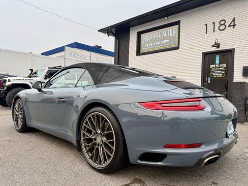 Used 2017 Porsche 911 Carrera image 6