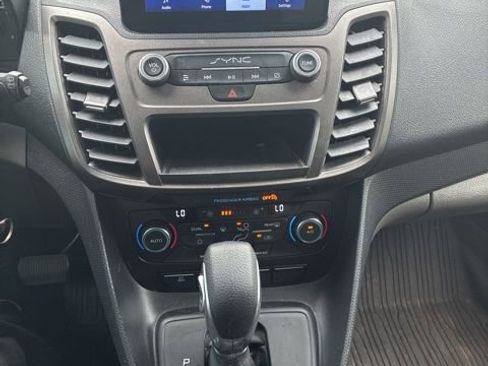 Used 2022 Ford Transit Connect XL FWD image 13