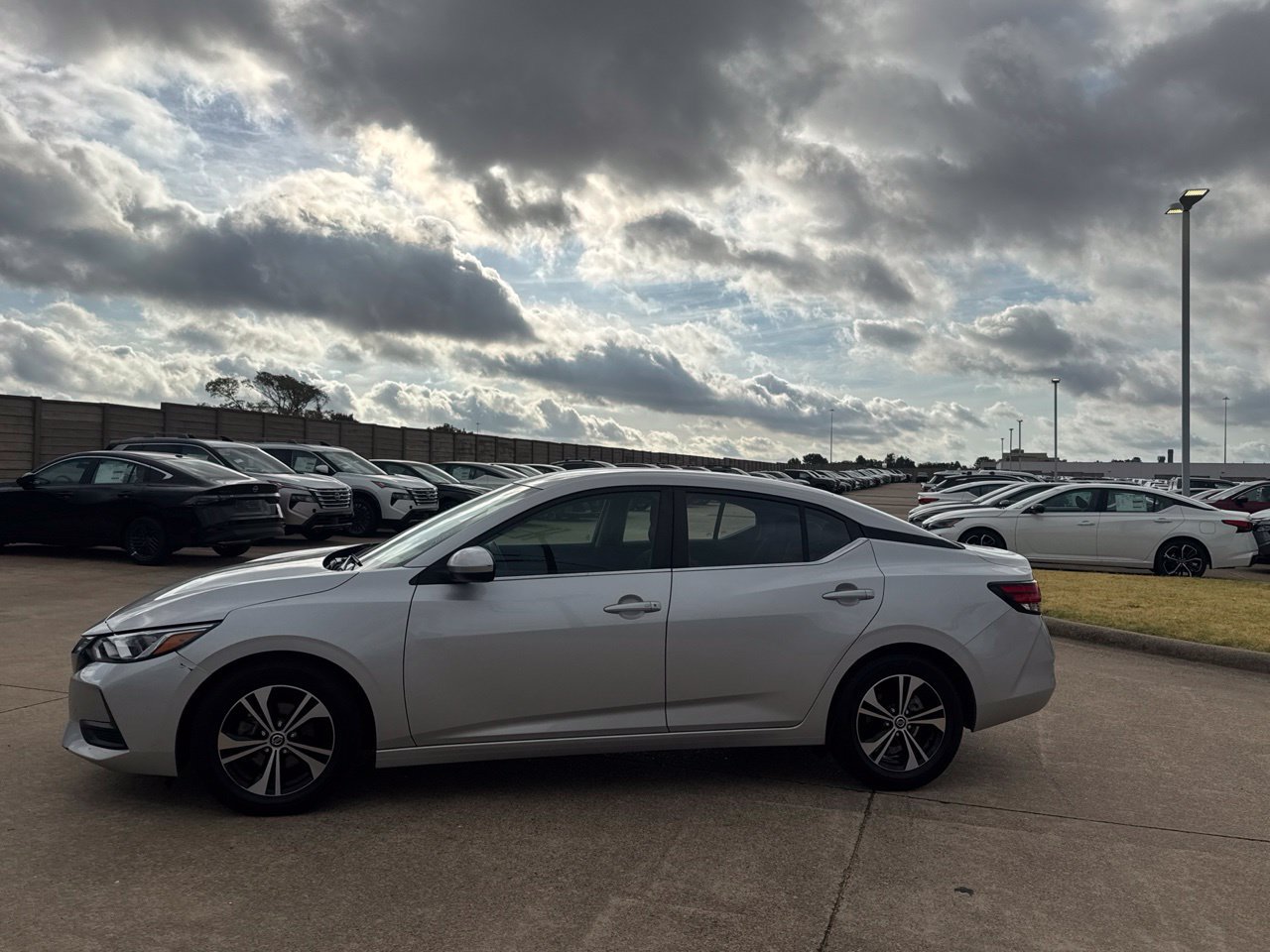 Certified 2023 Nissan Sentra SV FWD image 11