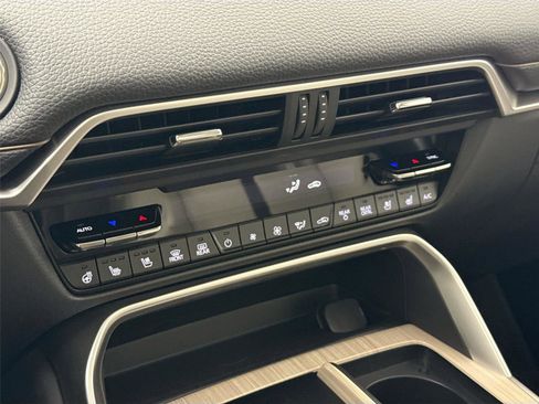 New 2026 MAZDA CX-90 Plug-In Hybrid w/ Preferred AWD/4WD image 27