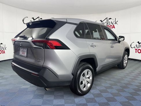 Used 2024 Toyota RAV4 LE image 7