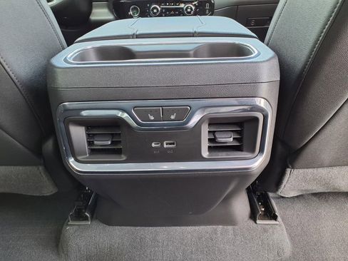 Used 2023 GMC Sierra 1500 SLT w/ SLT Premium Package AWD/4WD image 19