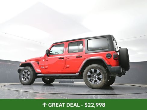 Used 2018 Jeep Wrangler Unlimited Sahara w/ Dual Top Group image 56