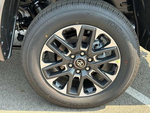 New 2026 Toyota Tundra Limited AWD/4WD image 23