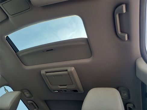 Used 2016 Honda Pilot Elite image 15