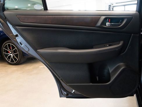 Used 2016 Subaru Outback 2.5i Limited w/ Popular Package #4 image 17