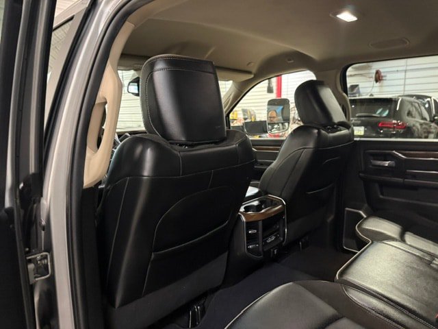 Used 2022 RAM 3500 Laramie AWD/4WD image 30