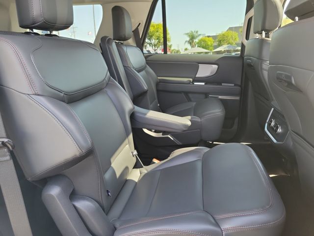 Certified 2025 Ford Expedition Active AWD/4WD image 21