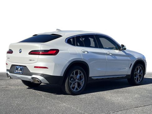 Used 2025 BMW X4 xDrive30i image 27