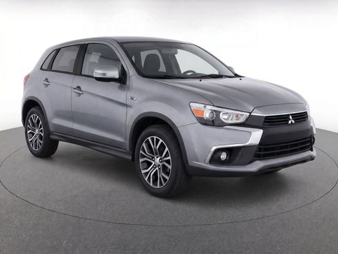 Used 2017 Mitsubishi Outlander Sport SE FWD image 2