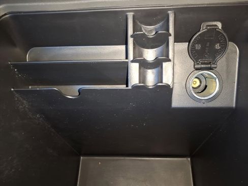 Used 2017 Nissan Frontier SV image 22