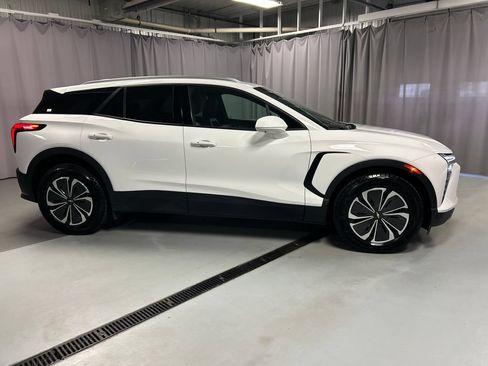 Used 2024 Chevrolet Blazer EV LT AWD/4WD image 8