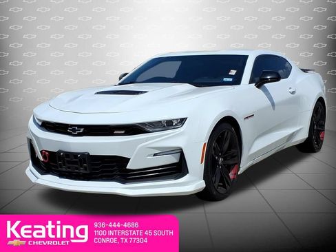 Used 2021 Chevrolet Camaro SS w/ Redline Edition RWD image 8