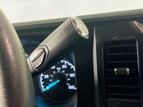 Used 2025 Ford F250 XLT image 24