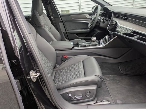 Used 2026 Audi RS 6 performance image 33