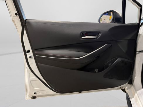 Used 2023 Toyota Corolla SE w/ Carpet Mat Package (TMS) FWD image 15
