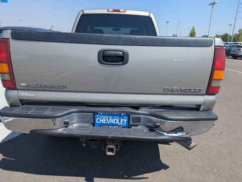 Used 2002 Chevrolet Silverado 2500 LT AWD/4WD image 24