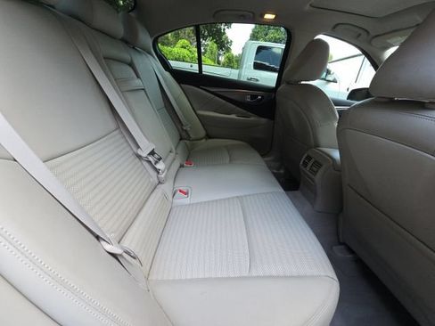 Used 2017 INFINITI Q50 Sport w/ Cargo Package (L95) RWD image 11