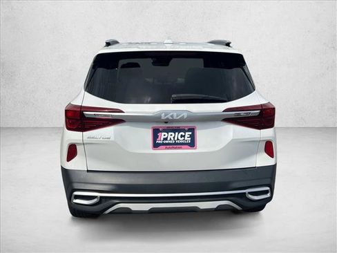 Used 2023 Kia Seltos S w/ Navigation Package image 6