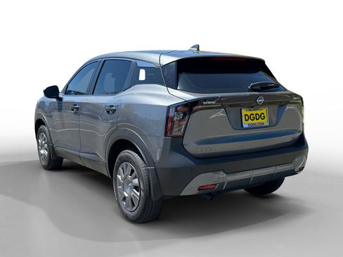 Used 2025 Nissan Kicks S AWD/4WD image 3