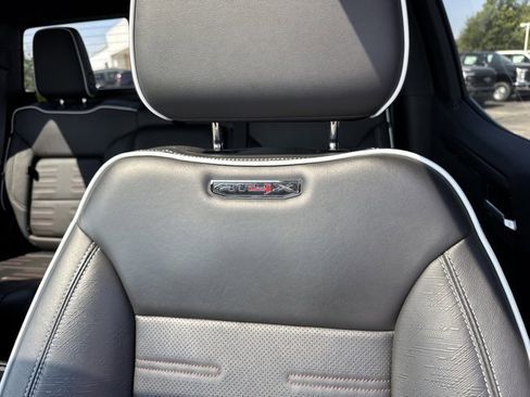 Used 2024 GMC Sierra 1500 AT4X image 13