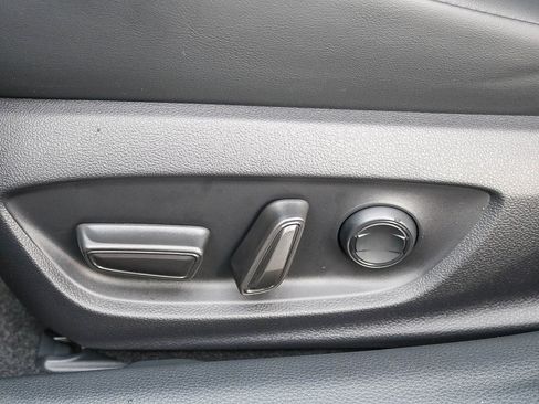 New 2026 Toyota Prius Plug-In Hybrid image 24