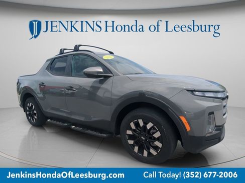 Used 2026 Hyundai Santa Cruz SEL FWD image 1