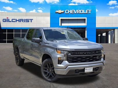 New 2026 Chevrolet Silverado 1500 Custom w/ LPO, Dark Essentials Package
