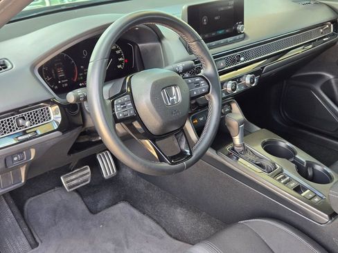 Used 2025 Honda Civic Sport image 10