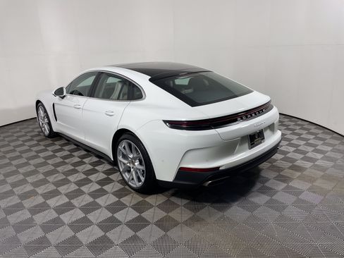 Certified 2026 Porsche Panamera image 3