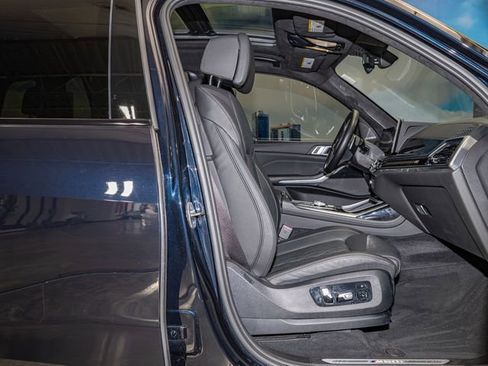 Certified 2024 BMW X7 M60i w/ Executive Package image 21
