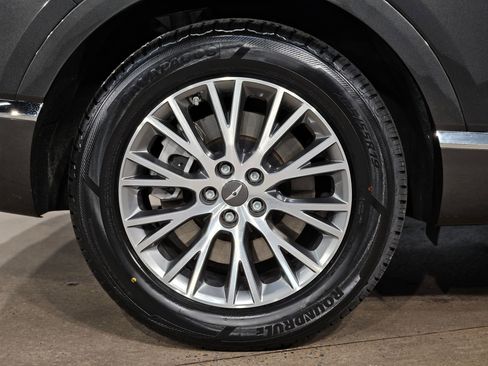 Used 2024 Genesis GV80 2.5T image 17